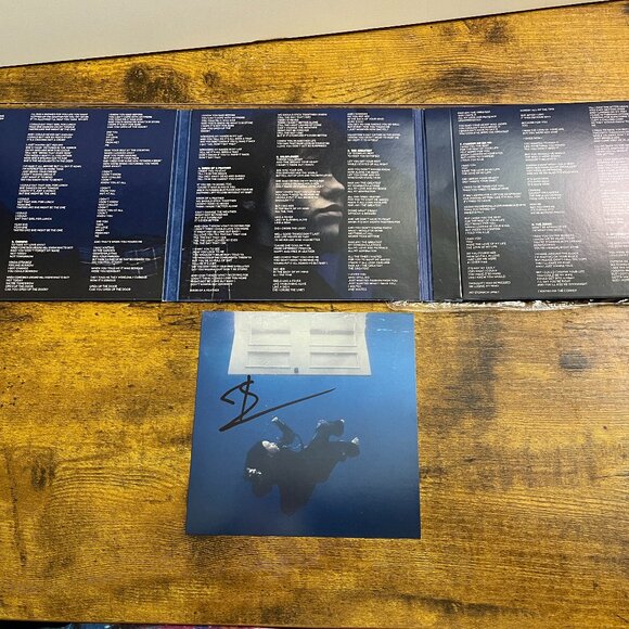 SIGNED Billie Eilish - HIT ME HARD AND SOFT CD AUTOGRAPH Rare Sold Out - Picture 2 of 5